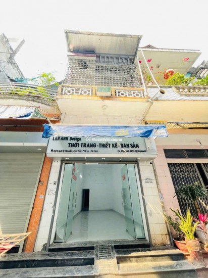 Chào bán căn nhà 3 tầng kinh doanh buôn bán được, ngay tại trung tâm TP Phủ Lý ngay gần cổng chợ bầu, P. Châu Cầu - TP. Phủ Lý - T. Hà Nam