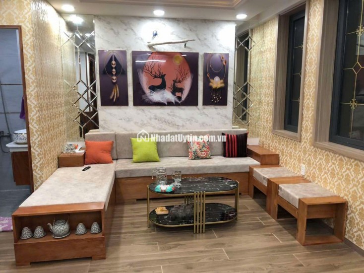Hiếm có khó tìm – nhà 5 tầng, 67m², hẻm xe hơi, full nội thất gỗ quý – chỉ 6.8 tỷ. Không có căn thứ hai!