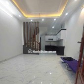Nhà đẹp Nguyễn Văn Linh hơn 4 tỷ, 30m2, MT 4m, 5 tầng, gần ô tô