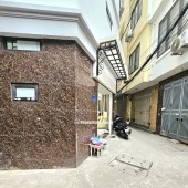 Nhà 6 tầng Hồ Tùng Mậu - Lô Góc - Dân Xây - Ngõ trước nhà 3,5m - Full nội thất