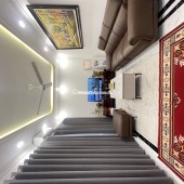 Bán Nhà 6 Tầng Mới Xây Gần Vinhomes Riverside – Long Biên – Chỉ 6,4 Tỷ