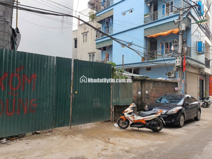 Đất Lạc Long Quân, 272m2, mặt tiền 13m, 2 phút đi bộ ra Hồ Tây, 221 triệu/m2 0962 996 331