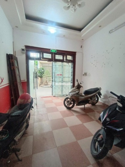 SIÊU PHẨM - MẶT PHỐ KINH DOANH _SỔ VUÔNG- GARA Ô TÔ _ Ô CHỜ THANG MÁY.