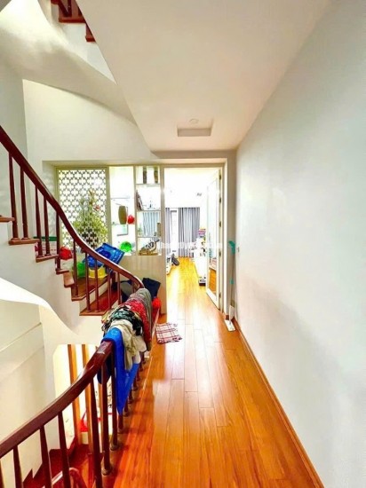 NHÀ ĐẸP DÂN XÂY - GẦN PHỐ - Ô TÔ ĐỖ CỬA - HAI THOÁNG TRƯỚC SAU - KINH DOANH VĂN PHÒNG -ONLINE