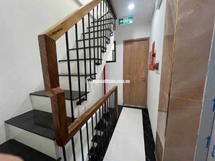 Bán Tòà Chung Cư Mini 60m2 7 Tầng 16 phòng khép kín
Giá 12,7 tỷ ngõ thông