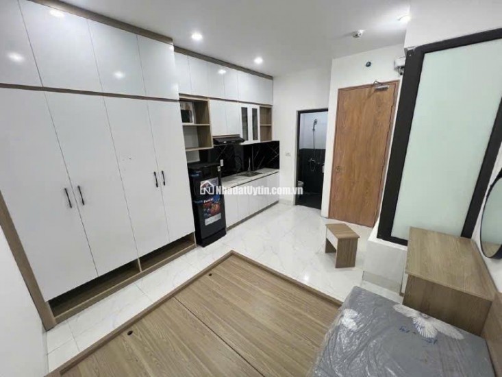 Bán Tòà Chung Cư Mini 60m2 7 Tầng 16 phòng khép kín
Giá 12,7 tỷ ngõ thông