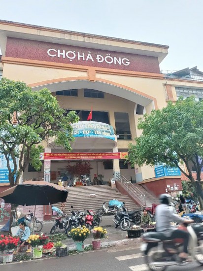 VÍP Lô góc Bà Triệu,Hà Đông,Dt 35m,4 tầng, giá 6 tỷ. Gần Ôtô, kinh doanh