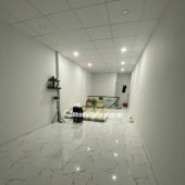 Nhà Mặt tiền Ngay Ngã 4 Thoại Ngọc Thầu 2 Tầng, 36M, SHR, Giá 5,5 Tỷ