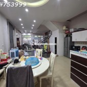 SIÊU VIP – BIỆT THỰ SÂN VƯỜN, Ở SƯỚNG GIỮA LÒNG THỦ ĐÔ
Diện tích thực tế 150m²  Mặt tiền 7.8m  Khu Cán bộ Trung ương