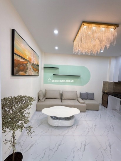 GIÁ RẺ NHƯ BÁN BUÔN- NHÀ PHỐ TRƯƠNG ĐỊNH 37M2 5 tầng CHỈ 6 TỶ