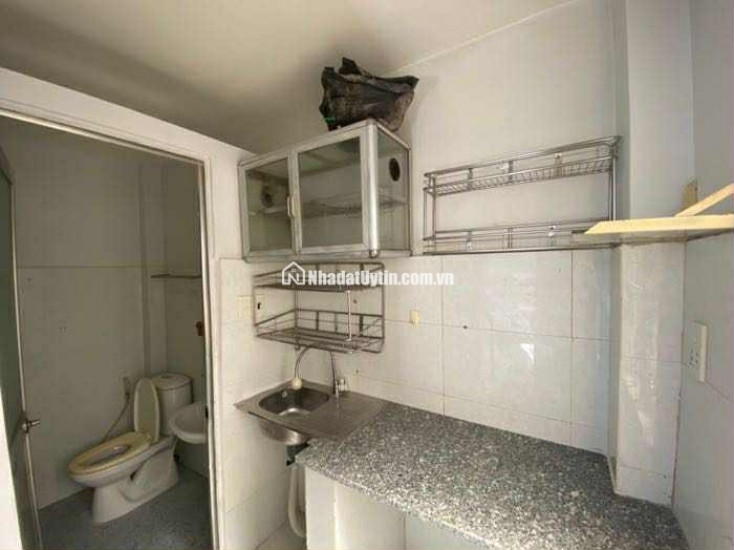 CẦN NHƯỢNG LẠI CĂN NHÀ NHỎ XINH QUẬN 7 - KHU TÂN THUẬN ĐÔNG GIÁ HẠT DẺ