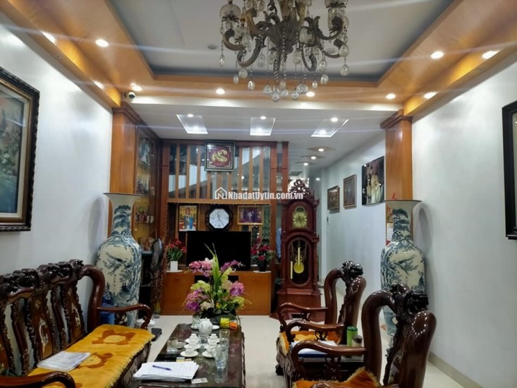 Bán nhà ngõ 358 phố Bùi Xương Trạch- Ngõ ô tô tránh- Ô tô đỗ cửa- 40m2- Nhỉnh 7 tỷ