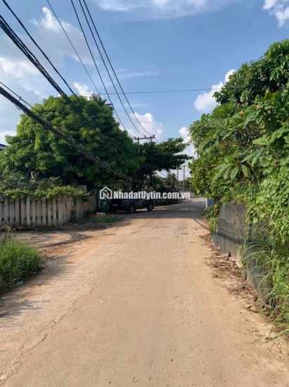 NHỈNH 3 TỶ CÓ NHÀ BÌNH THẠNH 54M2 MỚI ĐẸP Ở NGAY 1 TRỆT 1 LỬNG 2 PHÒNG NGỦ - NGAY KHU DU LỊCH BÌNH QUỚI HẺM BA GÁC ĐUA GẦN HẺM ÔTÔ