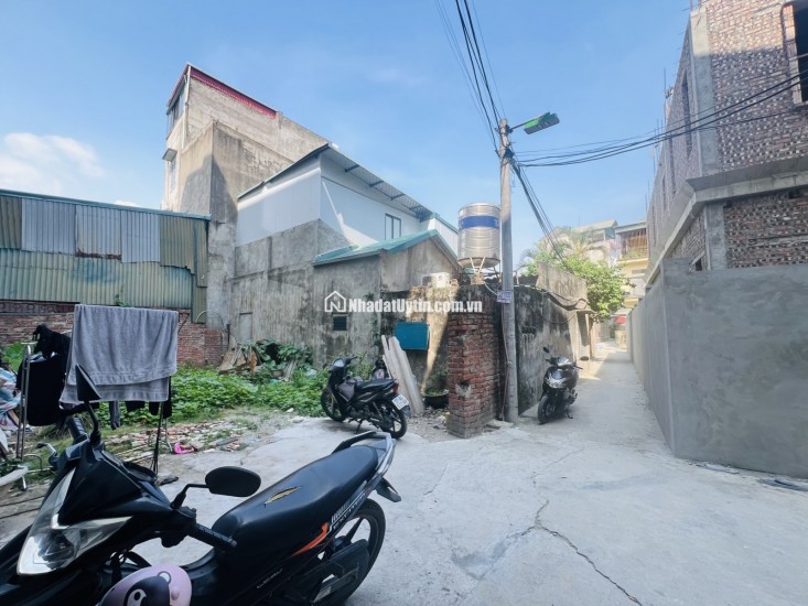 BÁN ĐẤT PHÚC LỢI-LONG BIÊN, HÀ NỘI, CÁCH Ô TÔ 30M
DT 75M, GIÁ 7,4T