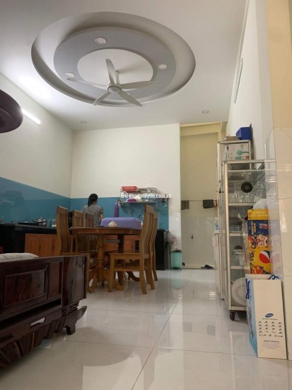 Nhà 2 tầng chính chủ bán đường Bưng Ông thoàn Quận 9