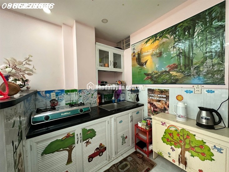 BÁN NHÀ 4 TẦNG, 132M2, NGÕ LÂM VĂN BỀN, TÂN KIỂNG, Q.7 - GIÁ 7.8 TỶ - SỔ HỒNG CHÍNH CHỦ