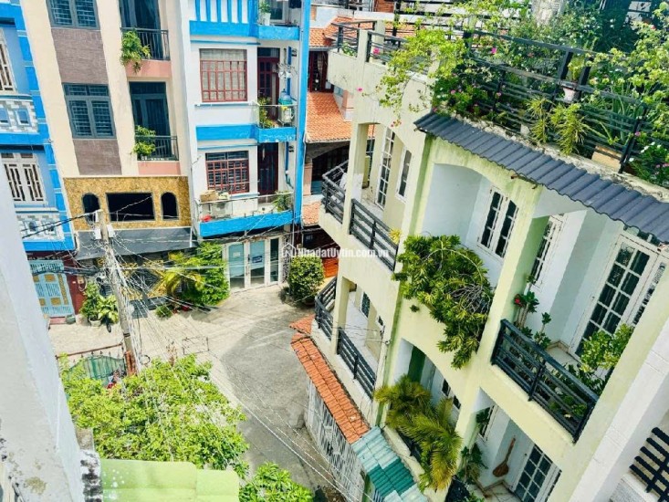 XE HƠI NGỦ TRONG NHÀ PHẠM VĂN CHIÊU - 4 TẦNG - NHÀ ĐẸP - PHẠM VĂN CHIÊU - CHỈ 6.6 TỶ