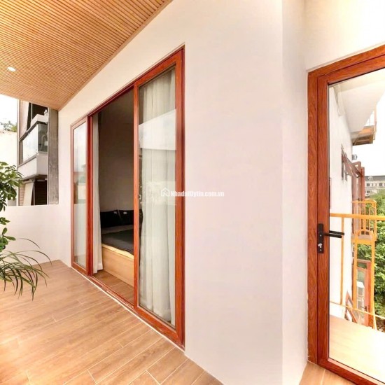 9 TỶ NHỈNH: DÒNG TIỂN 13% - BÁN NHÀ PHÚ NHUẬN, THÍCH QUẢNG ĐỨC- 5 TẦNG 11 CĂN HỘ DỊCH VỤ- DTS 330M2