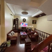 Chính chủ bán nhà 5 tầng diện tích 40m2 mặt tiền 4.5m mặt Phố Lý Thường Kiệt Hà Đông giá 13.6 tỷ