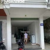 BÁN NHÀ MẶT PHỐ HÙNG VƯƠNG, QUẢNG NGÃI. DT 36M2, GIÁ HỜI 4 TỶ, SỔ HỒNG RIÊNG!
