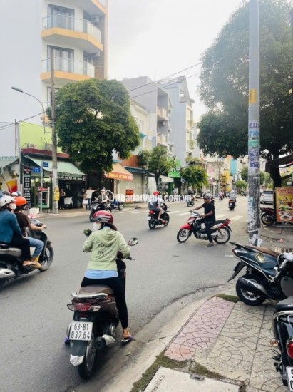 Bán gấp nhà mặt tiền Trương Vĩnh Ký Tân Sơn Nhì Ngang 4m nở hậu 4.2m Giá chỉ 10.2 tỷ