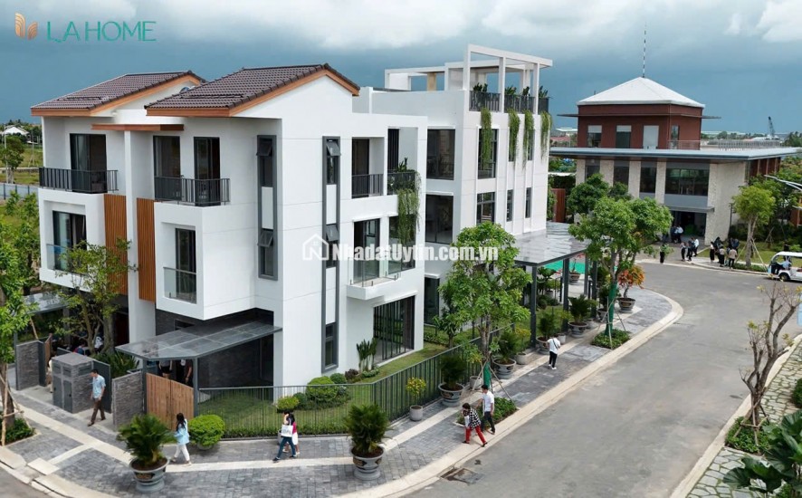 Nhà phố giáp Bình Chánh chỉ trả trước 850 triệu