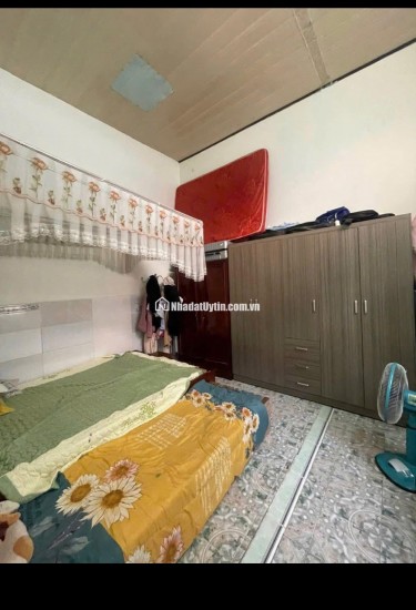 NHÀ GÓC 2 MẶT TIỀN – GIÁ CHỈ 1 TỶ 650 TRIỆU
Hẻm 129 Lê Hồng Phong, P. Tân Tiến, TP. Buôn Ma Thuột
Diện tích: 7x10m  Thổ cư 100%  Nhà góc 2 mặt tiền