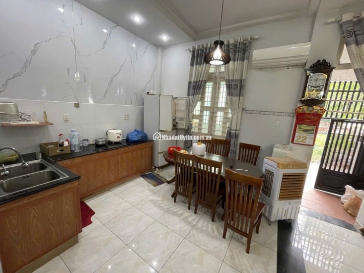 LÔ GÓC 2 MẶT XE TẢI ĐS 1 - 63m2 5 TẦNG  - CÁCH 1 CĂN RA VIEW SÔNG - NHỈNH 7 TỶ 

Mô tả: V0.7760111
LÔ GÓC 2 MẶT XE TẢI ĐS 1 - 63m2 5 TẦNG  - CÁCH
