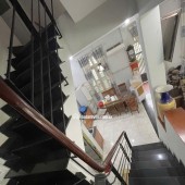 LÔ GÓC 2 MẶT XE TẢI ĐS 1 - 63m2 5 TẦNG  - CÁCH 1 CĂN RA VIEW SÔNG - NHỈNH 7 TỶ 

Mô tả: V0.7760111
LÔ GÓC 2 MẶT XE TẢI ĐS 1 - 63m2 5 TẦNG  - CÁCH