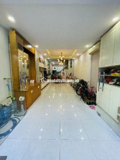 Bán nhà Tân Kỳ Tân Quý P.Bình Hưng Hòa Q.Bình Tân
* Dt: 4m x 13m 53m2
* Giá: 7.5 Tỷ