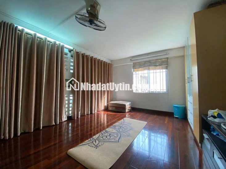 Đầu Tư/Cho Thuê: Nhà Hẻm Xe Hơi gần Hai Bà Trưng, Q1 - DT: 105m²,4 Tầng, 9PN - Giá Rẻ Nhất Khu Vực