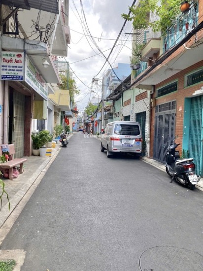 Nhà mặt tiền chợ Tân Bình, 4x17,5 xây 4 tầng cứng đẹp giá chỉ 9,999 tỷ