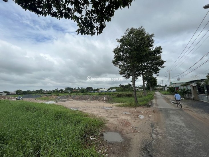 Đất đẹp trung tâm Tân Quý Tây – gần trường học – khu dân cư an ninh