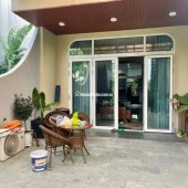 Bán gấp nhà đẹp Hòa Xuân sát khu biệt thự