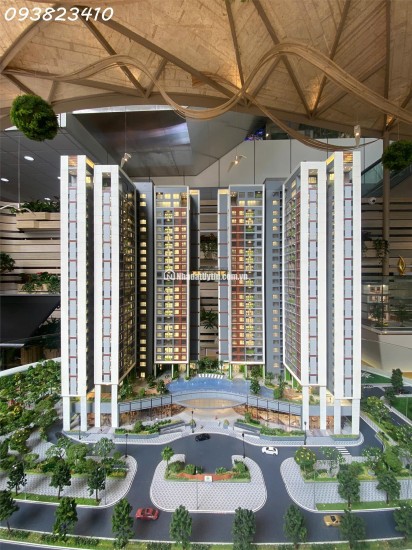 Bán Penhouse mặt tiền Nguyễn Hữu Thọ suất nhà báo, giá HĐ gốc có VAT 15,5 tỉ
