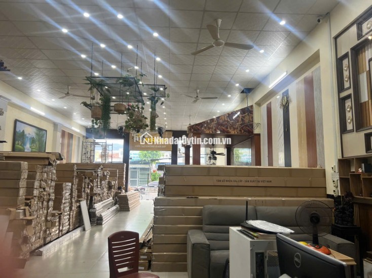 VỪA Ở, VỪA LÀM VP KD, SHOWROOM
Bán nhà 3 tầng mặt tiên đường lê Hồng Phong, Nam Nha Trang (Phước long cũ)