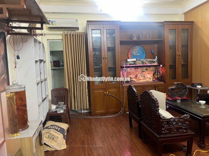 VỪA Ở, VỪA LÀM VP KD, SHOWROOM
Bán nhà 3 tầng mặt tiên đường lê Hồng Phong, Nam Nha Trang (Phước long cũ)