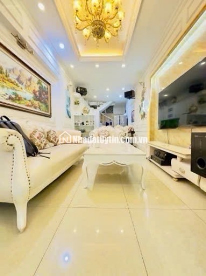 BÁN NHÀ ĐỊNH CÔNG  48M * 4 Tầng *11.65 tỷ Thương lượng mạnh- Ô TÔ ĐỖ CỬA - FULL NỘI THẤT ĐẲNG ÃCẤP.NGÕ THÔNG RỘNG 5M