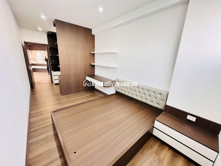 Bán gấp – Lô góc-Chung cư Toà A2- Nguyễn Đức Cảnh – Hoàng Mai – 134m2 – 4 ngủ - 8,5 tỷ