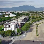 Bán đất thổ cư 250m2 đường Nguyễn Tất Thành, Liên Chiểu, Đà Nẵng. Giá 8 tỷ, sổ đỏ, hướng Đông Nam. LH: 0877661879