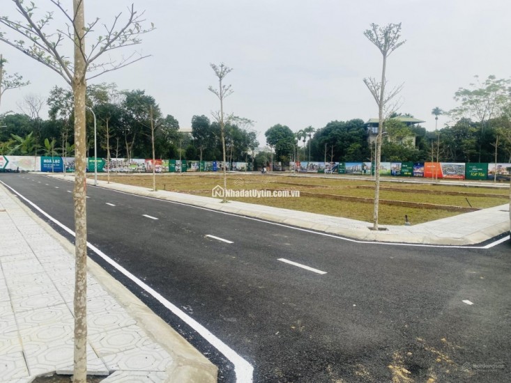 Bán đất Hoà Lạc, Quốc Oai, gần Quốc Lộ 21, kết nối giao thông vàng, full thổ cư, sổ đỏ GD luôn