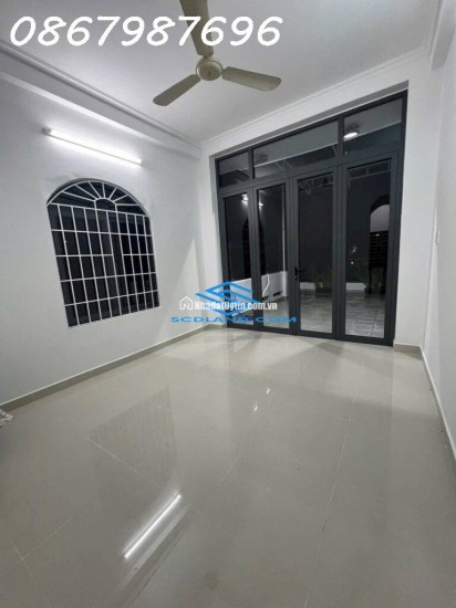 Bán nhà 3 tầng đường Hồ Xuân Hương TTTP Nha Trang, gần biển, gần chợ, sổ đỏ hoàn công