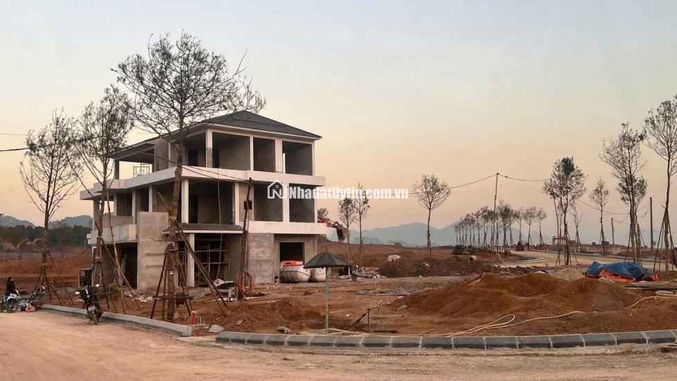  CHỈ 1H TỪ HÀ NỘI – SỞ HỮU BIỆT THỰ VEN HỒ 120HA, ĐIỂM ĐẾN HÀNG ĐẦU CHO BĐS VEN ĐÔ GIÁ CHỈ TỪ 2 TỈ