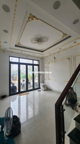 KHU NHÀ LẦU CAO CẤP – ĐƯỜNG 12M CÓ VỈA HÈ – SÁT KÊNH THAM LƯƠNG – 50M² – 5 TẦNG - 6PN – NHỈNH 6 TỶ
