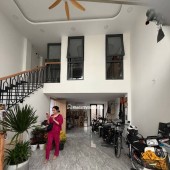 BÁN NHÀ MỚI XÂY THẠNH LỘC 15- 70M2- 5 TẦNG- HẺM XE HƠI THÔNG- TẶNG FULL NỘI THẤT- CHỈ 7,5 TỶ THƯƠNG LƯỢNG .