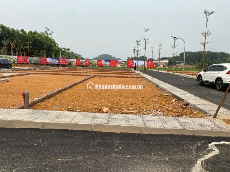 BÁN NHANH LÔ GÓC GẦN UBND XÃ ĐOÀI PHƯƠNG- HÒA LẠC- DIỆN TÍCH 105M2- NHỈNH 2 TỶ- FULL THỔ CƯ - SẴN SỔ CÔNG CHỨNG