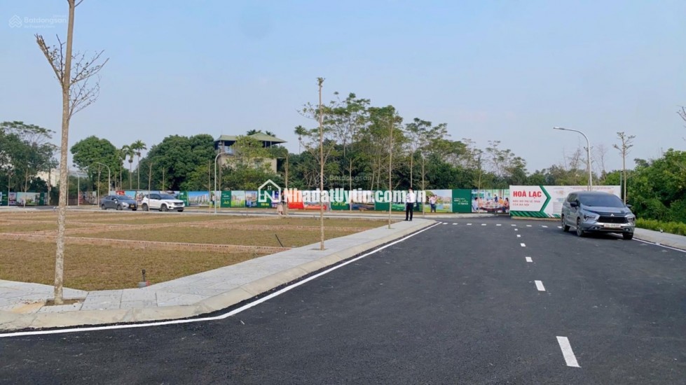 Bán đất nền Hoà Lạc - ĐH Quốc gia.gần QL21 mở rộng, 100m2 full thổ cư, mặt tiền 8m, đường trước 20m, giá 2,5 tỷ