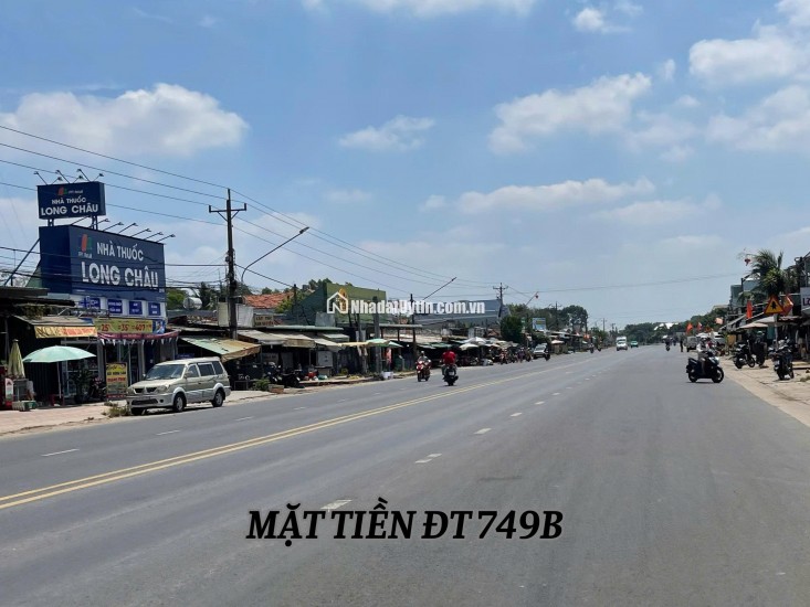 Đất đẹp xây nhà xung quanh đầy đủ tiện ích ngay trung tâm Chơn Thành