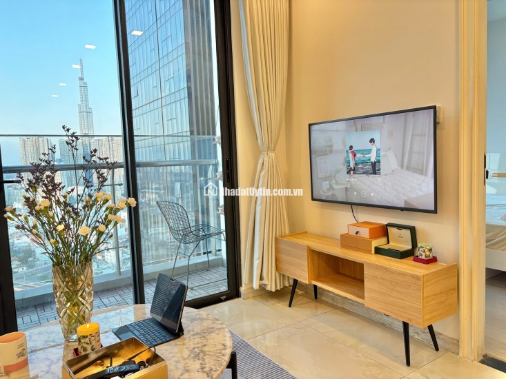 CHO THUÊ CHCC VINHOMES GOLDEN RIVER 70M2 (2PN) CHỈ 26TR/TH. LH 0906322053 LINH.