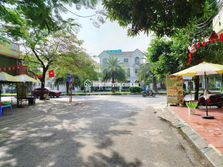 Hàng hiếm !!!! Nhà thượng thanh 44m2. 5 tầng dân xây - ô tô đỗ tận cửa - giá chỉ hơn 6 tỷ